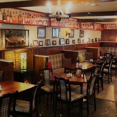 Danagher'S Hotel Cong Luaran gambar