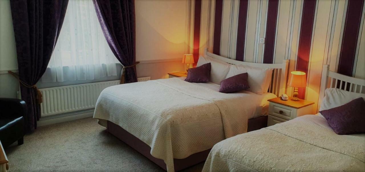 Danagher'S Hotel Cong Luaran gambar